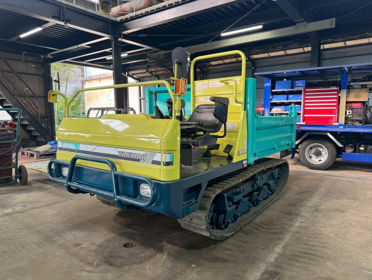 2.5tクローラーダンプ